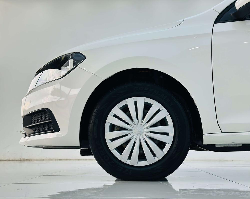 Volkswagen Santana 2022 car image #13