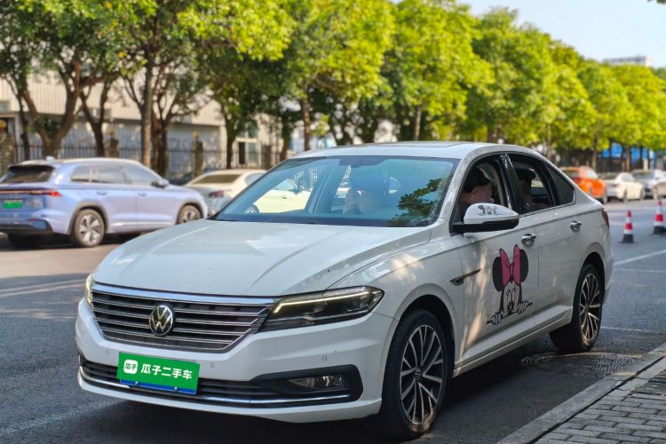 Volkswagen Lavida 2022 car image #2