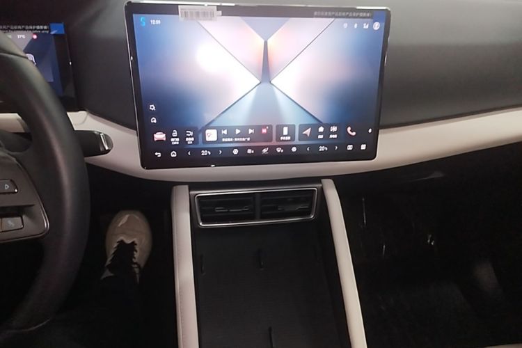 BYD YuanUP 2025 car image #15