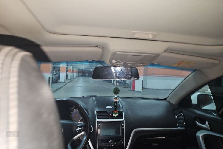 GEELY Emgrand 2015 #20 GEELY Emgrand 2015 car image #20