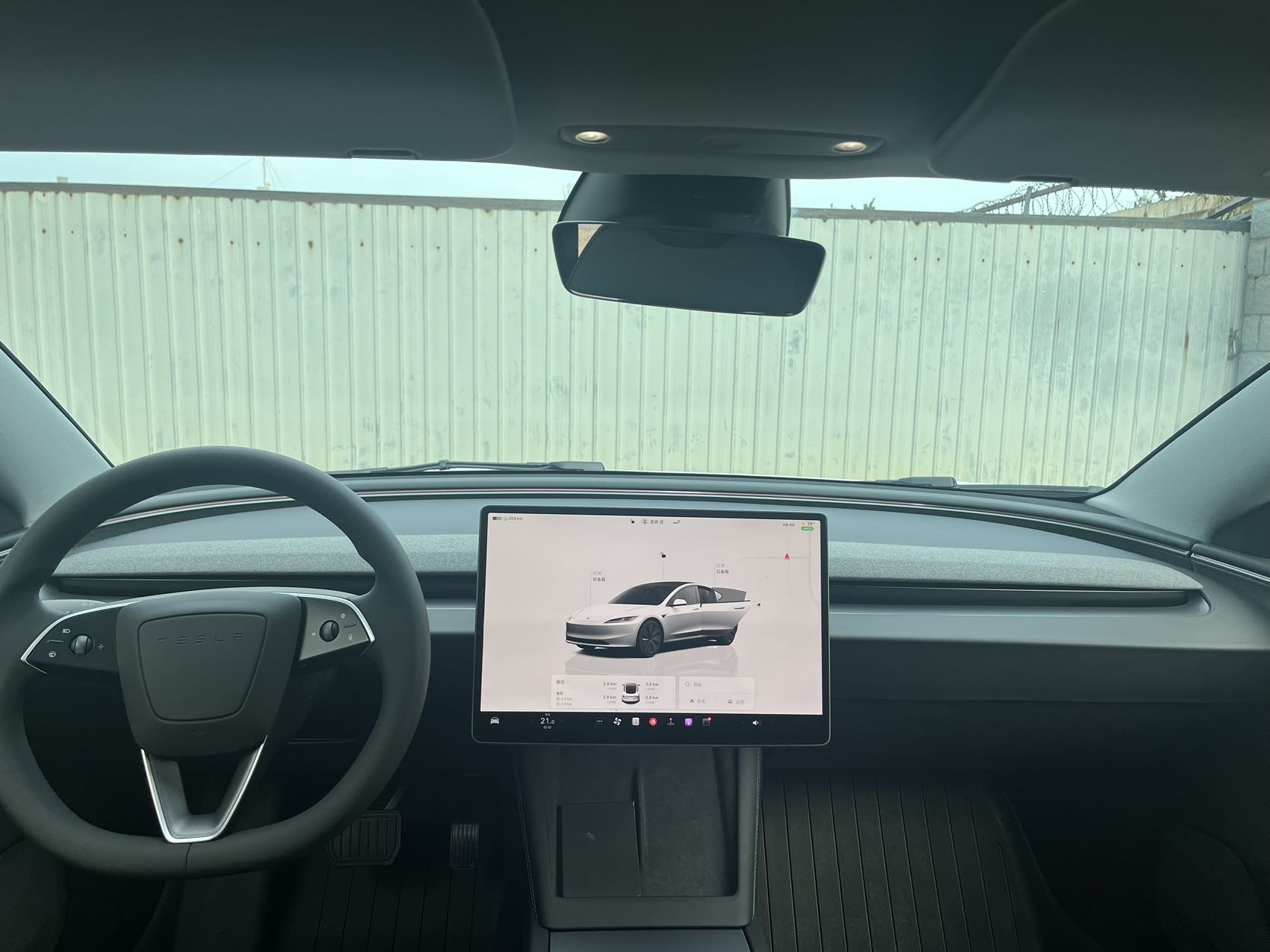 Tesla Model 3 2026 car image #9