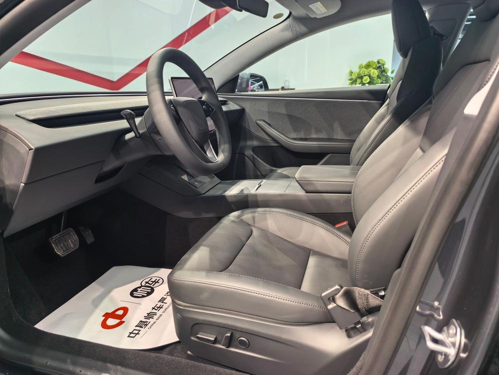Tesla Model 3 2026 #11 Tesla Model 3 2026 car image #11