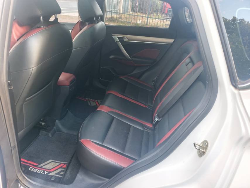GEELY Coolray 2019 image de voiture #6