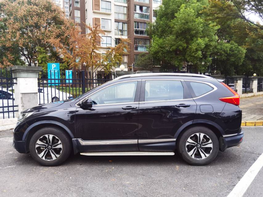 2020 immagine di auto #3