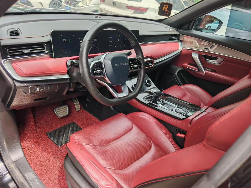 Jetour X70 PLUS 2022 car image #14