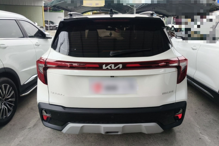 Kia Seltos 2024 image de voiture #6