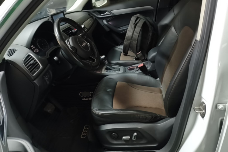 Audi Q3 2017 #18 Audi Q3 2017 car image #18