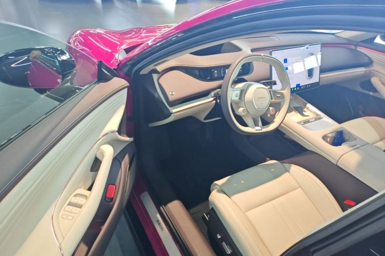 2026 #16 2026 immagine di auto #16
