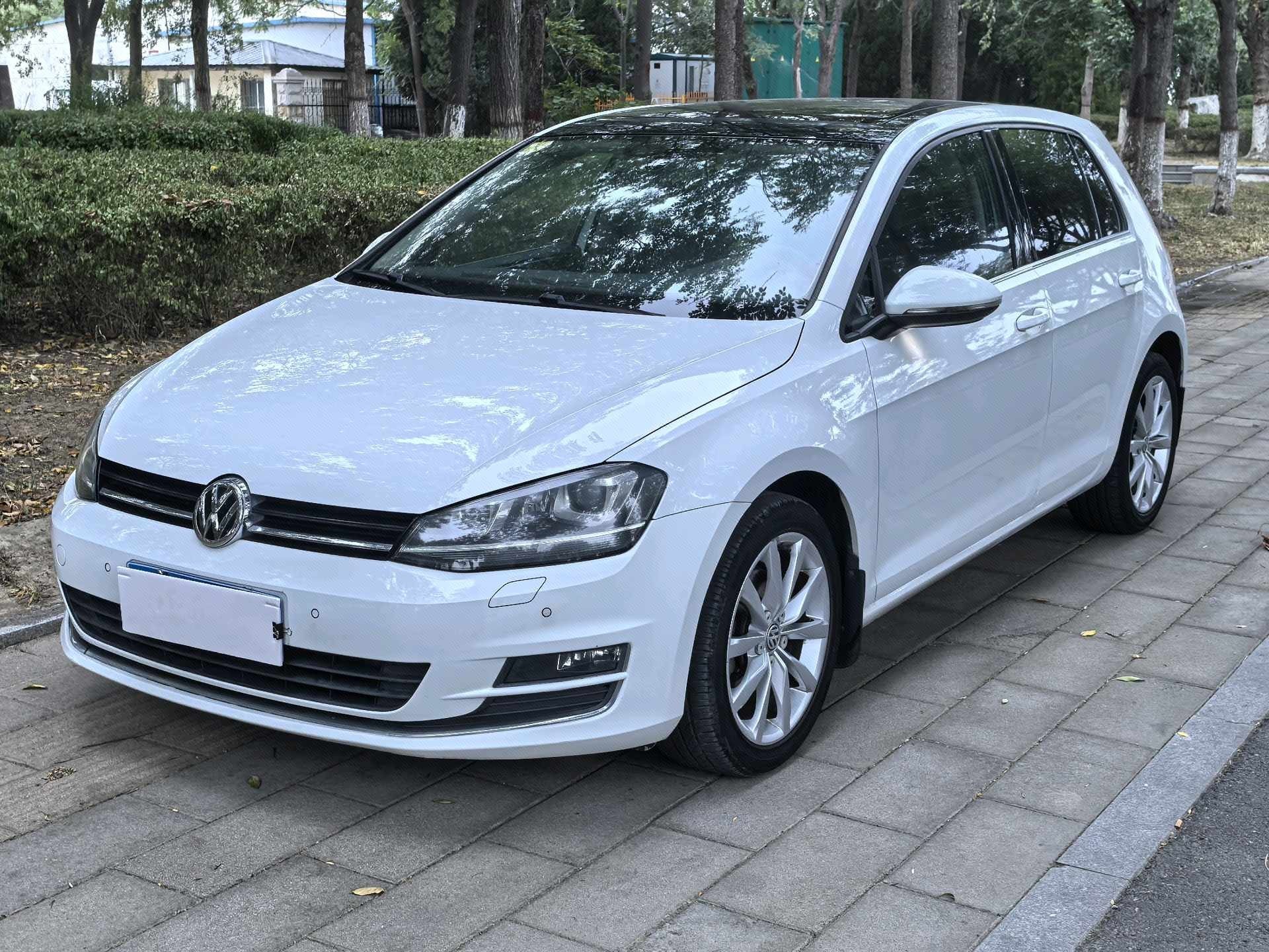 Volkswagen Golf 2015 Volkswagen Golf 2015 car image