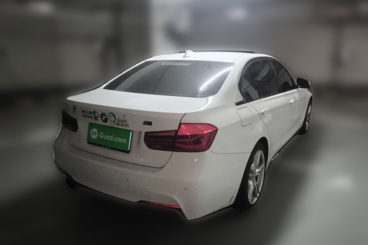 BMW 3 Series 2018 car image #7