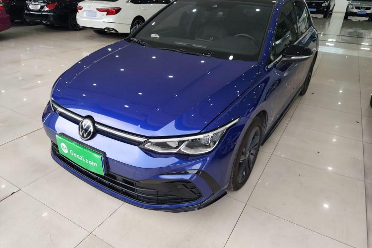 Volkswagen Golf 2020 immagine di auto #2