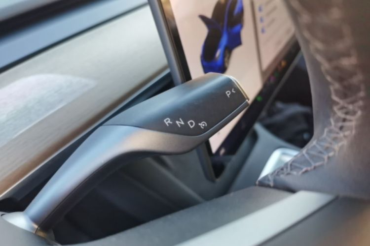 Tesla Model Y 2021 #14 Tesla Model Y 2021 صورة سيارة #14