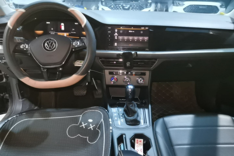 Volkswagen Lavida 2021 car image #10