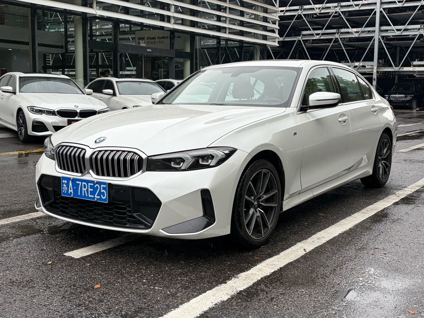 BMW 3 Series 2024 car image 