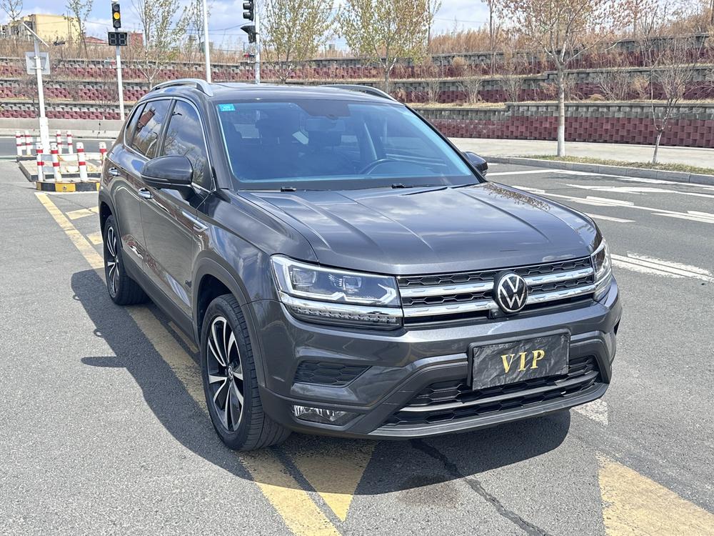 Volkswagen Tharu 2021 car image #3