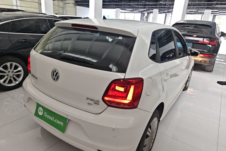 Volkswagen Polo 2019 car image #7