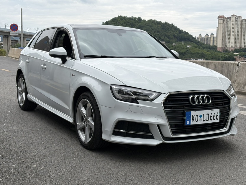Audi A3 2019 car image 