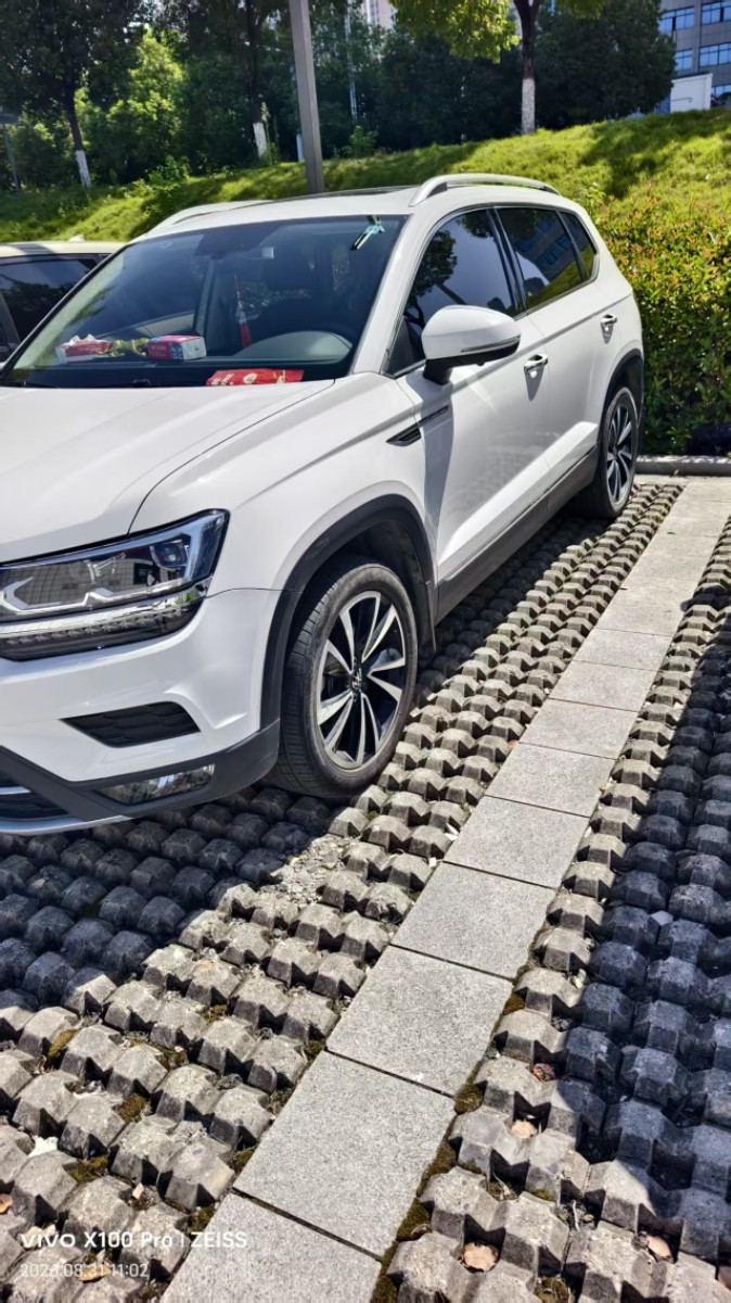 Volkswagen Tharu 2023 immagine di auto #2