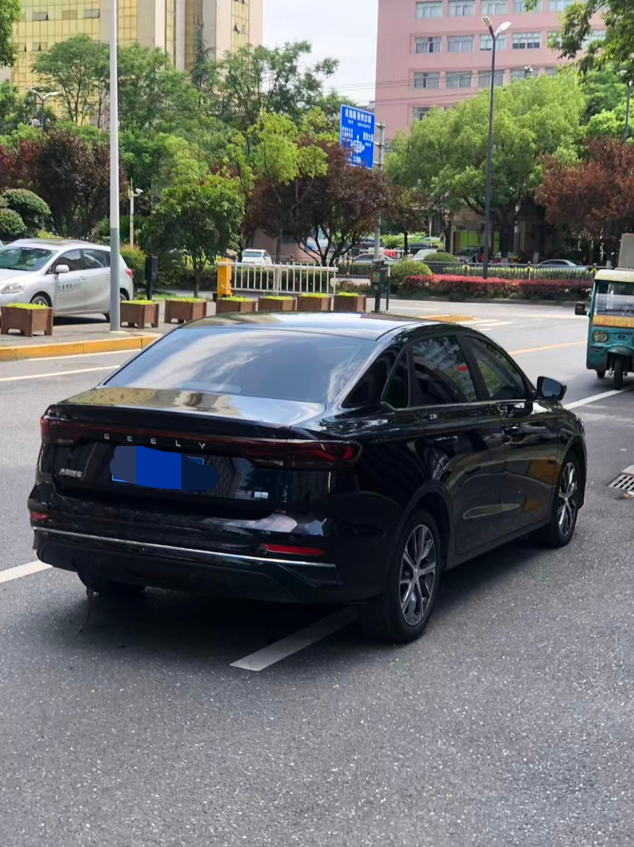 GEELY Emgrand 2022 #4 GEELY Emgrand 2022 car image #4