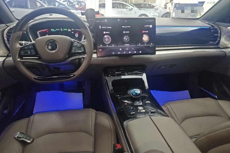 BYD Han 2022 car image #10
