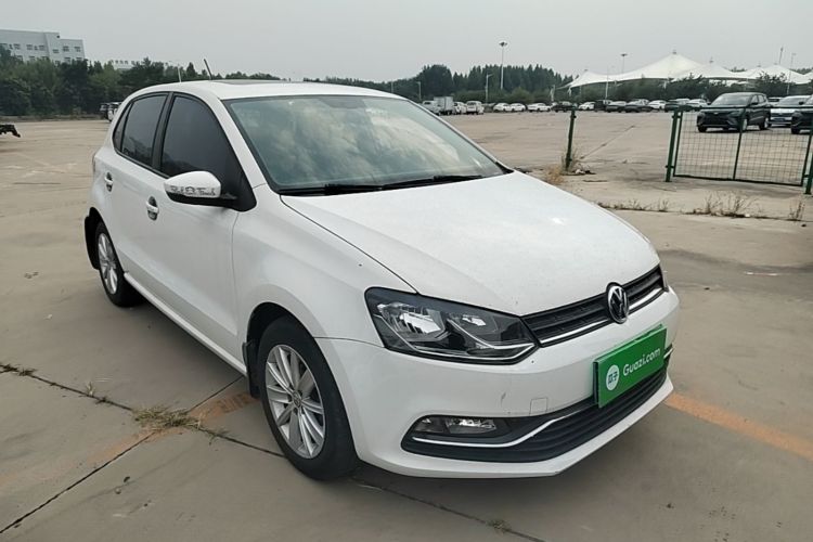 Volkswagen Polo 2015 #4 Volkswagen Polo 2015 car image #4