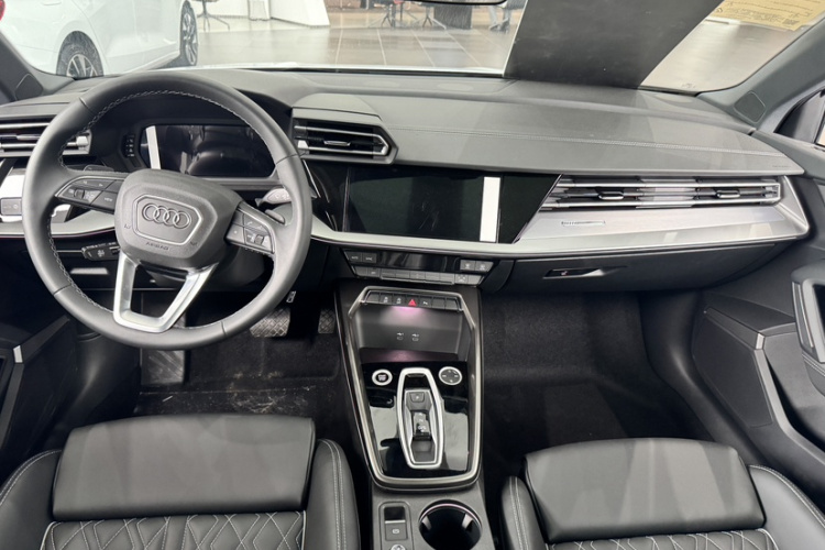 Audi A3 2025 #8 Audi A3 2025 immagine di auto #8