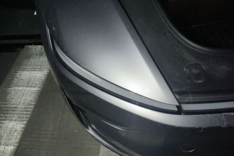Tesla Model Y 2025 #8 Tesla Model Y 2025 car image #8