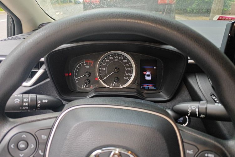 Toyota Corolla 2021 car image #12