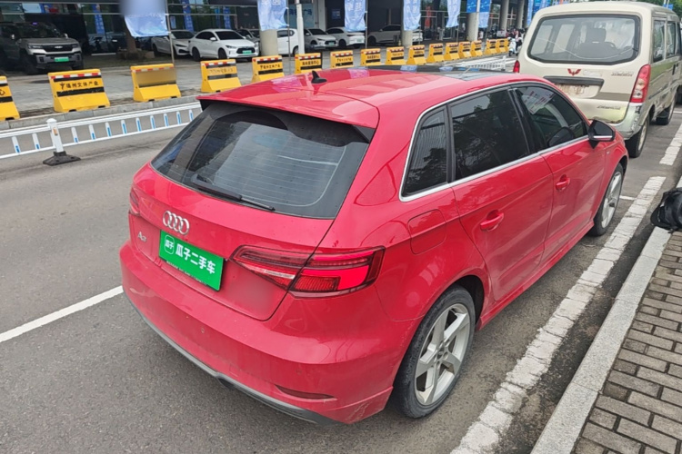Audi A3 2019 image de voiture #7