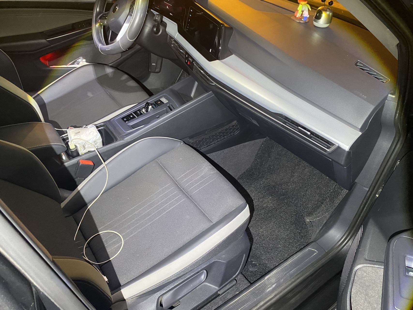 Volkswagen Golf 2021 car image #7