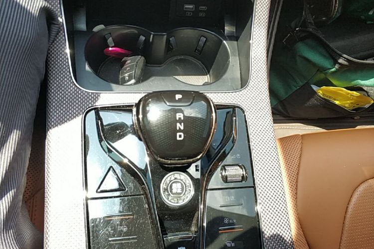 BYD Han 2022 car image #14