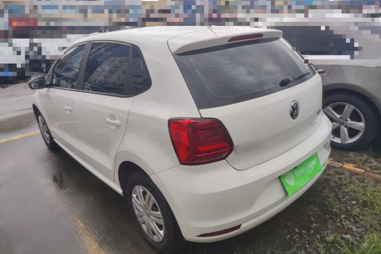 Volkswagen Polo 2016 car image #5