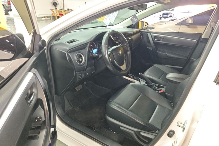 Toyota Corolla 2019 #16 Toyota Corolla 2019 car image #16