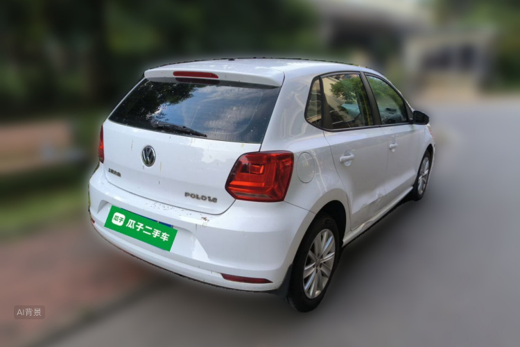 Volkswagen Polo 2015 car image #7