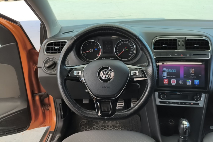 Volkswagen Polo 2017 #15 Volkswagen Polo 2017 car image #15