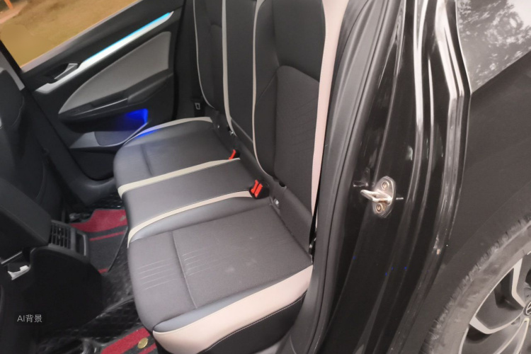 Volkswagen Golf 2021 car image #19