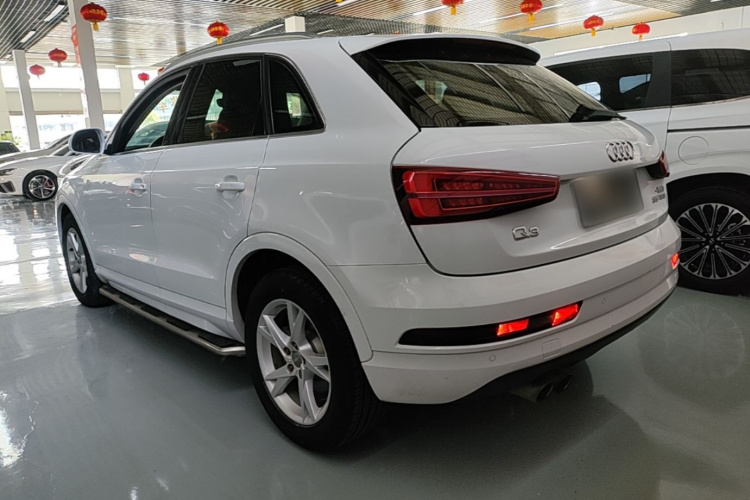 Audi Q3 2018 #5 Audi Q3 2018 car image #5