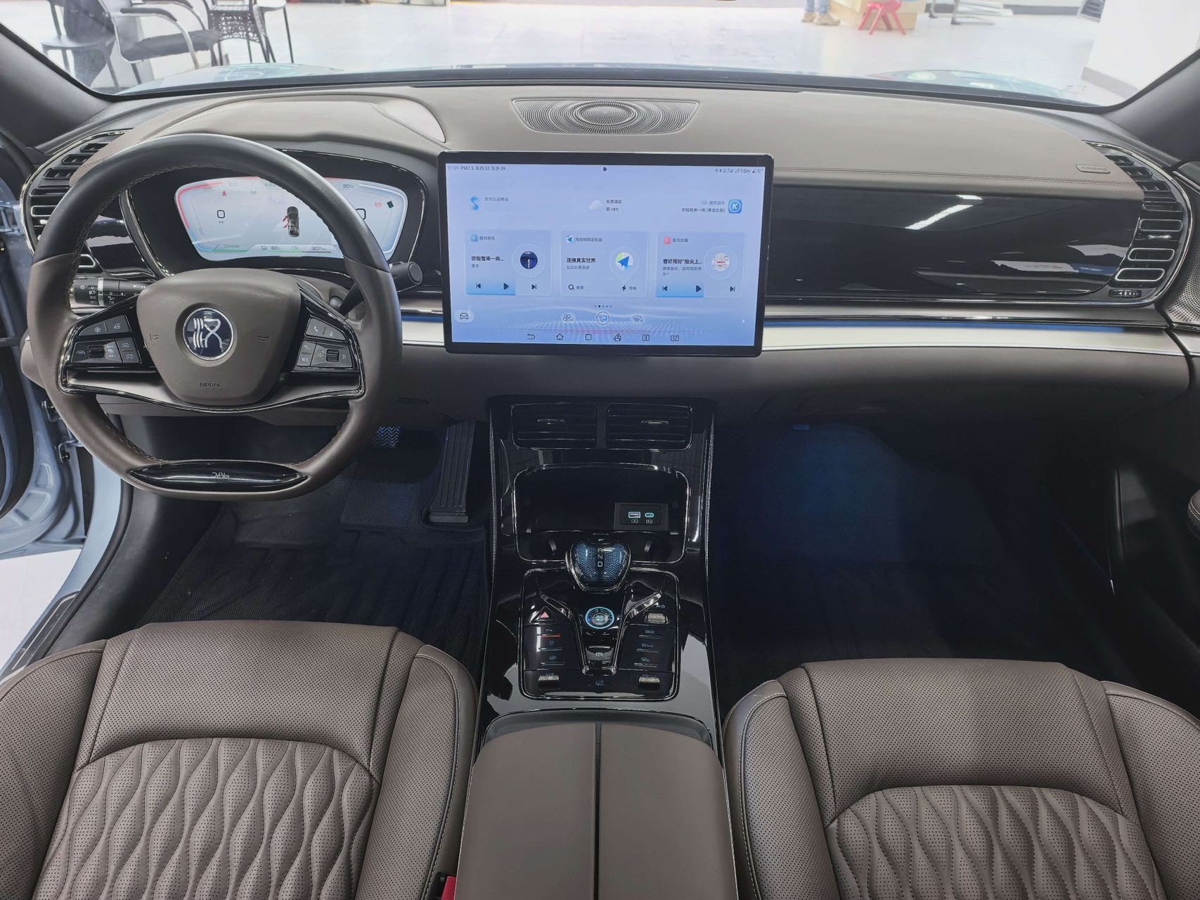 BYD Han 2024 car image #5
