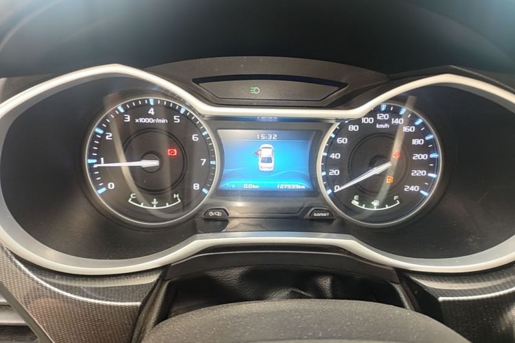 GEELY Emgrand 2017 #12 GEELY Emgrand 2017 car image #12