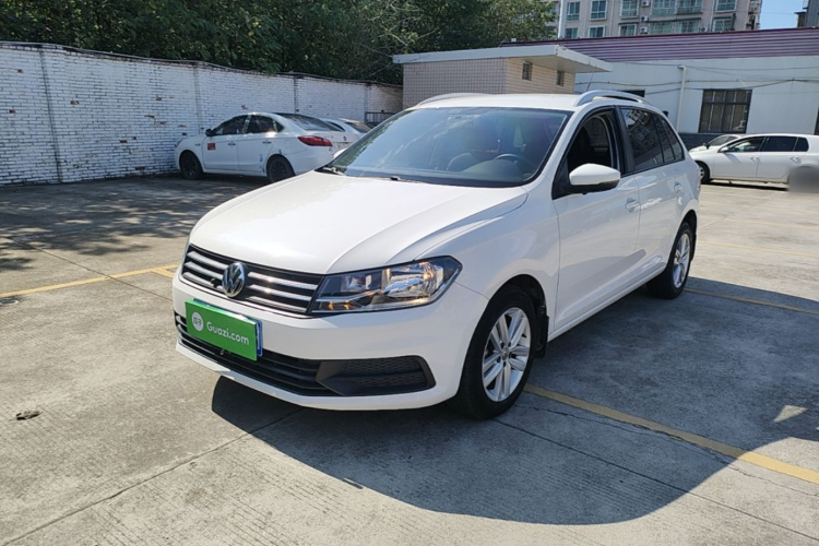Volkswagen Santana 2021 car image #2