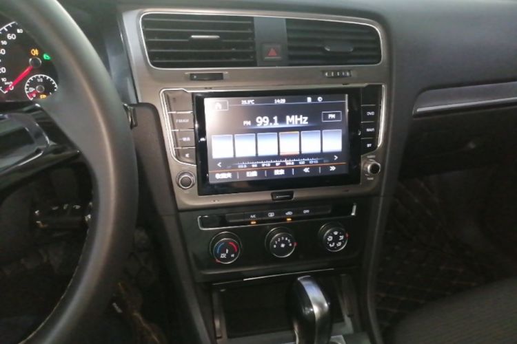 Volkswagen Golf 2017 #17 Volkswagen Golf 2017 car image #17