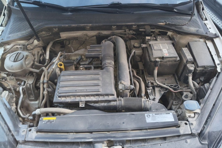 Volkswagen Golf 2019 car image #22
