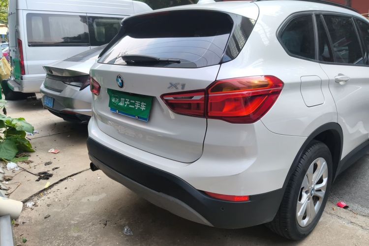 BMW X1 2017 #6 BMW X1 2017 car image #6