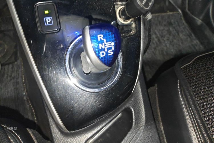 Toyota Corolla 2017 #16 Toyota Corolla 2017 car image #16