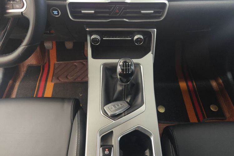 GEELY Coolray 2020 #14 GEELY Coolray 2020 car image #14