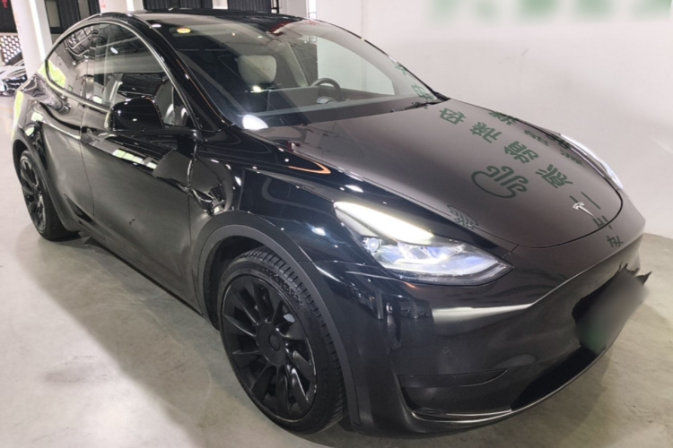 Tesla Model Y 2022 #4 Tesla Model Y 2022 car image #4