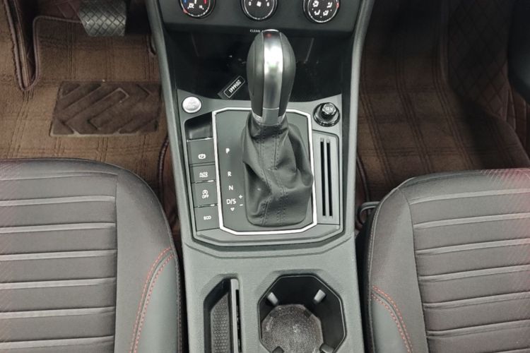 Volkswagen Lavida 2024 car image #18