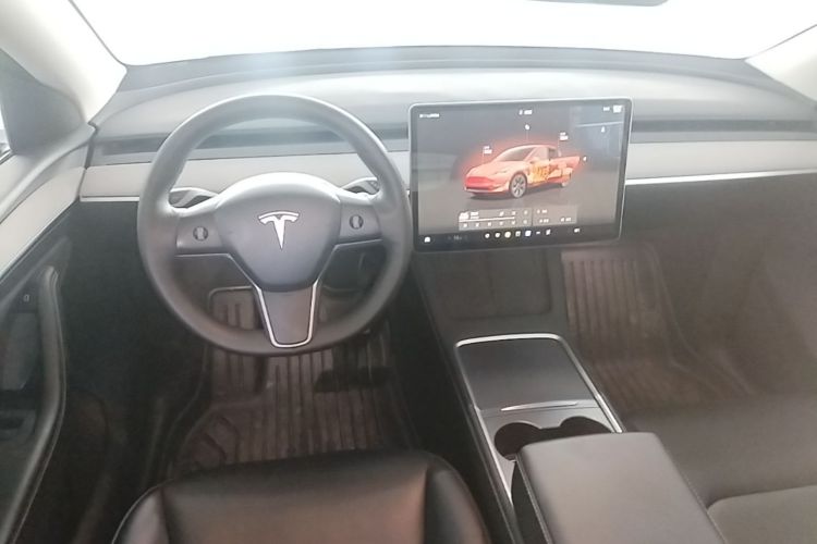 Tesla Model Y 2024 #10 Tesla Model Y 2024 immagine di auto #10