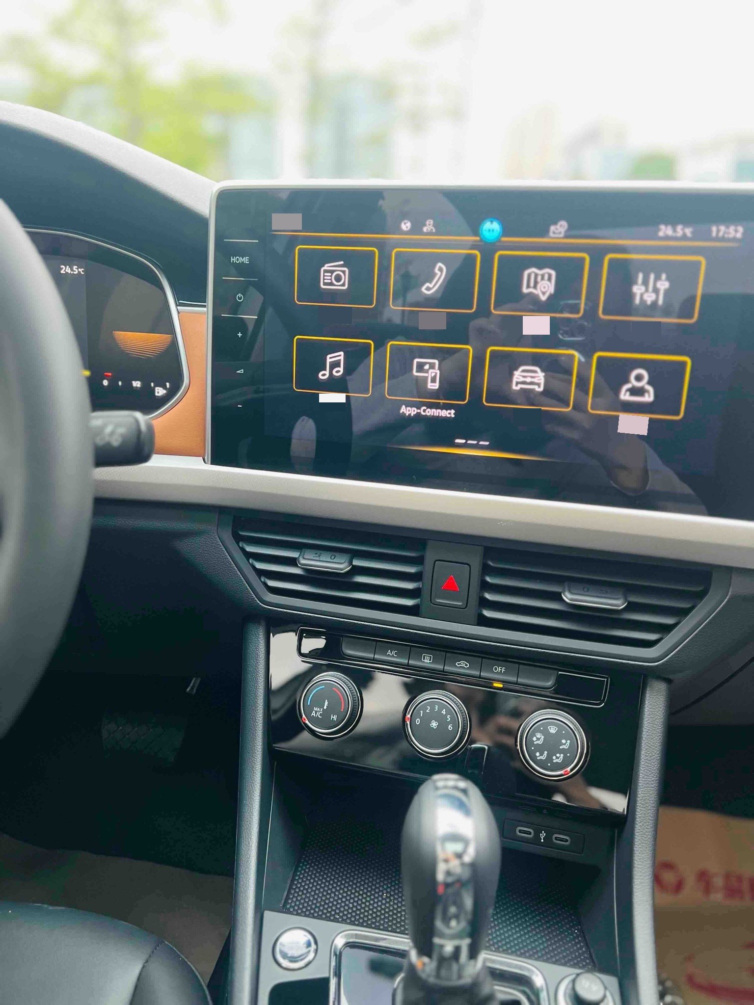 2024 car image #9