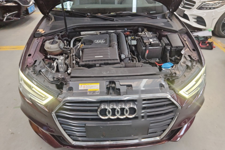 Audi A3 2019 immagine di auto #22